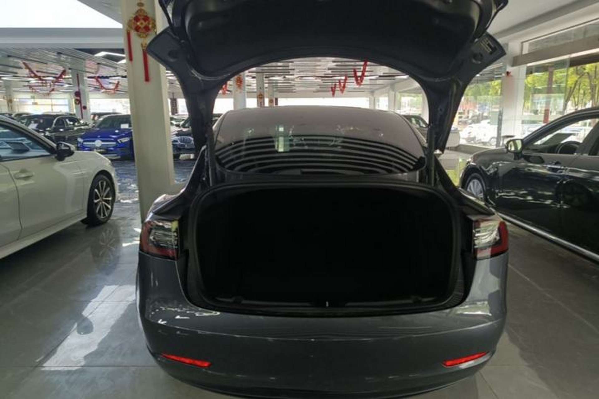 Used Tesla Model 3 2019 Standard Range Rear-Drive Upgraded Version Trunk