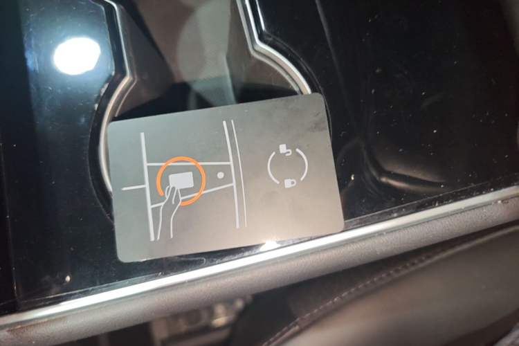 Used Tesla Model 3 2019 Standard Range Rear-Drive Upgraded Version Vehicle Key