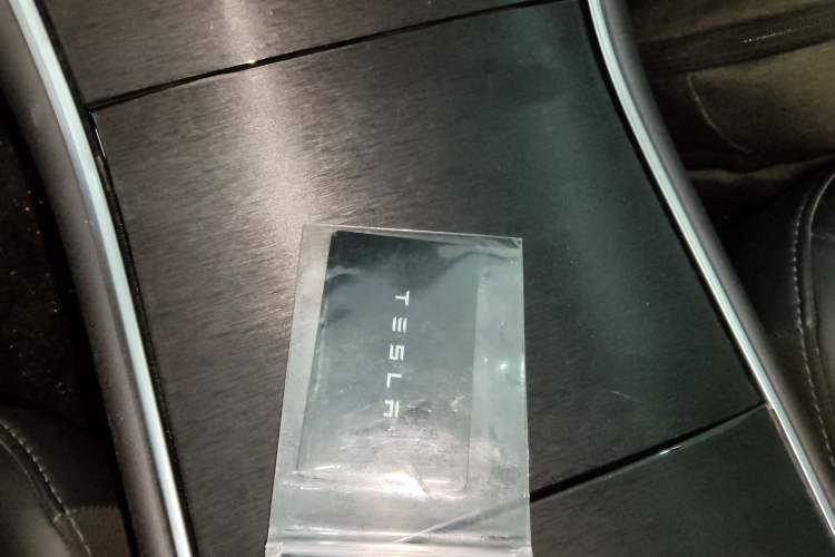 Used Tesla Model 3 2019 Long-Range Rear-Wheel-Drive Version Vehicle Key