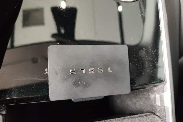 Used Tesla Model 3 2019 Long-Range Rear-Wheel-Drive Version Vehicle Key