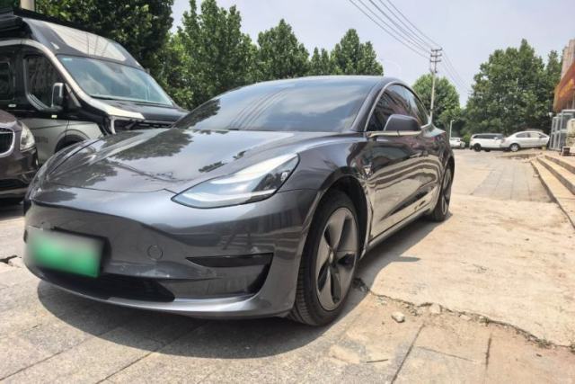 Ojetý Tesla Model 3 2019 Standard Range Rear-Drive Upgraded Version
