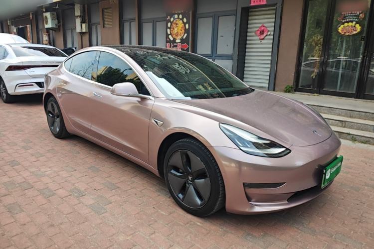 Used Tesla Model 3 2019 Long-Range All-Wheel-Drive Version Front Right 45 Deg