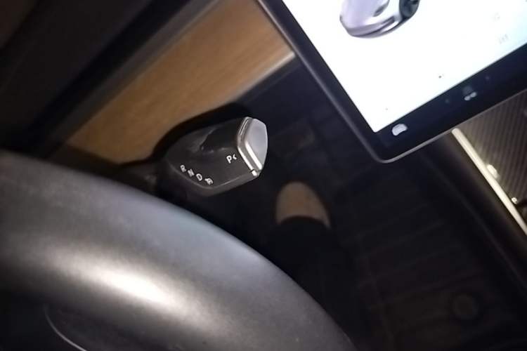 Used Tesla Model 3 2019 Long-Range Rear-Wheel-Drive Version Gear Lever