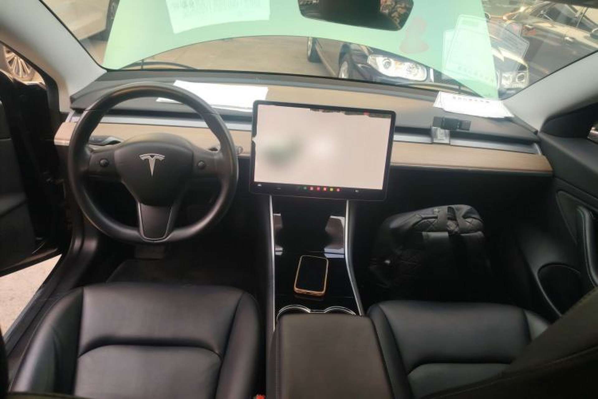 Used Tesla Model 3 2019 Long-Range Rear-Wheel-Drive Version Center Console