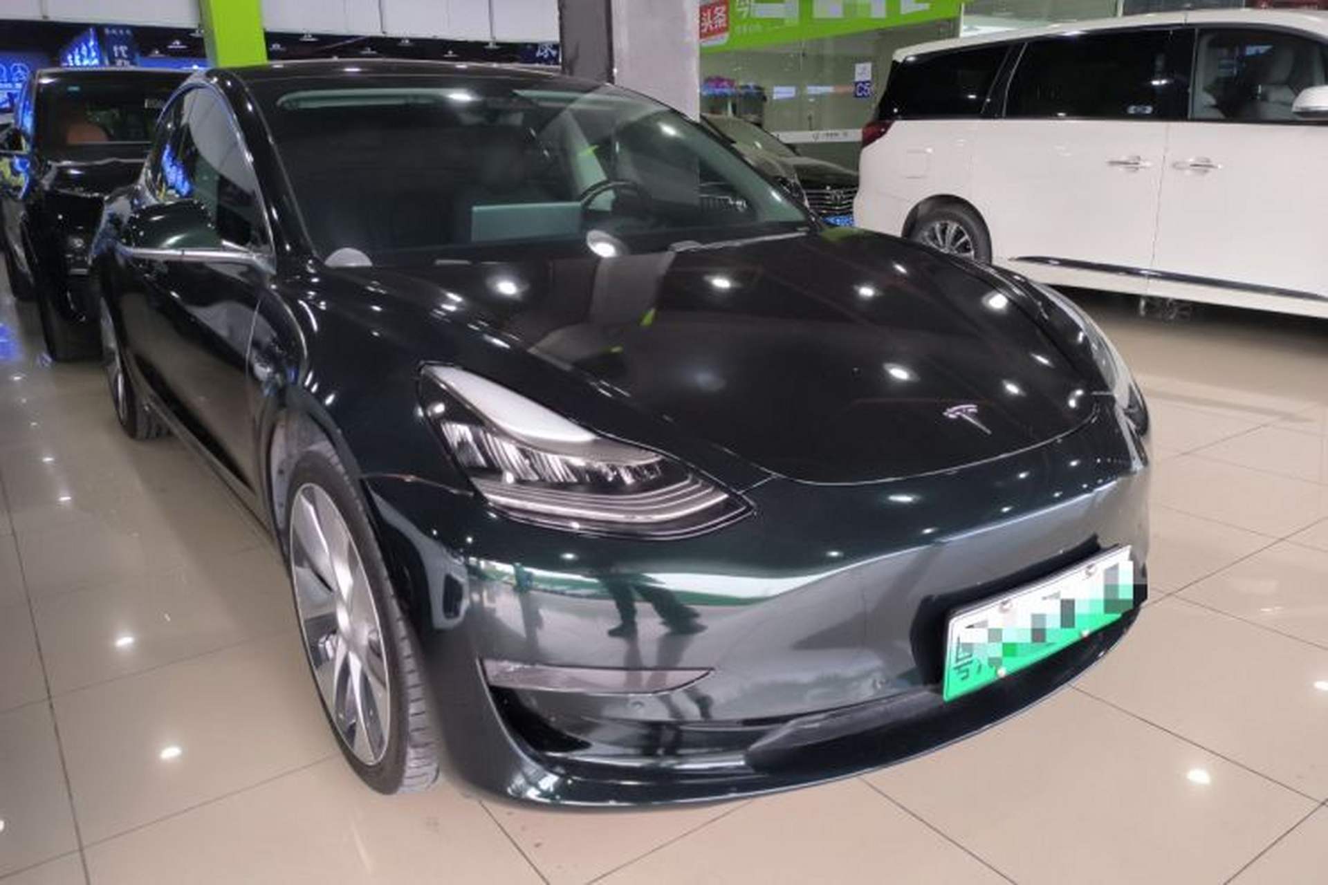 Used Tesla Model 3 2019 Performance High-Performance All-Wheel-Drive Version Front Right 45 Deg