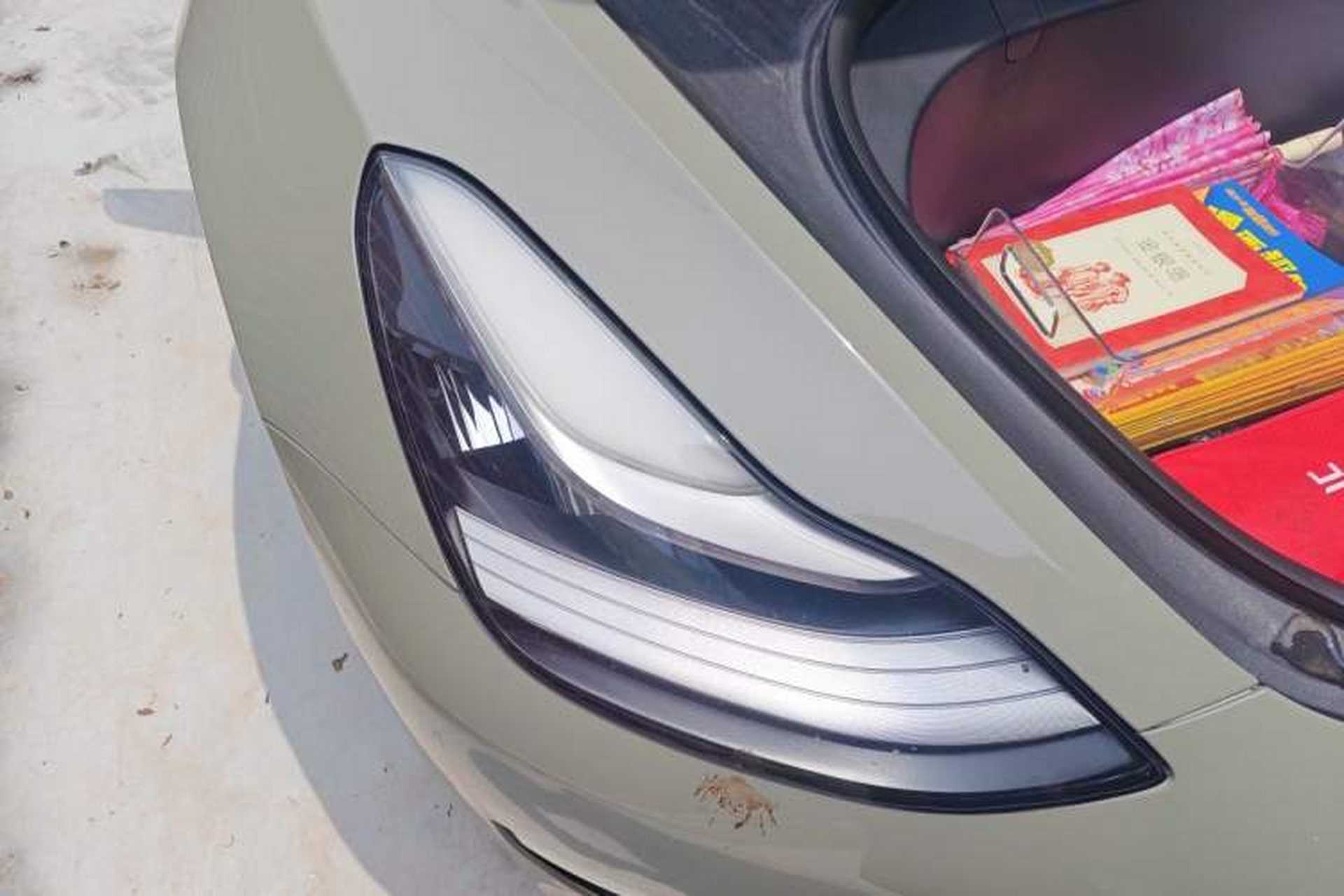 Used Tesla Model 3 2019 Long-Range Rear-Wheel-Drive Version Right Front Headlight