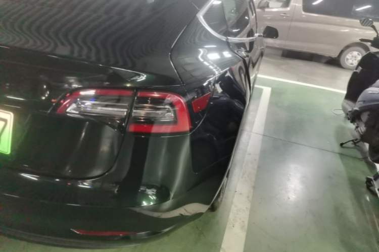 Used Tesla Model 3 2019 Standard Range Rear-Drive Upgraded Version Right Rear Taillight