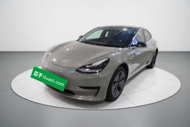 Używany Tesla Model 3 2019 Standard Range Rear-Drive Upgraded Version