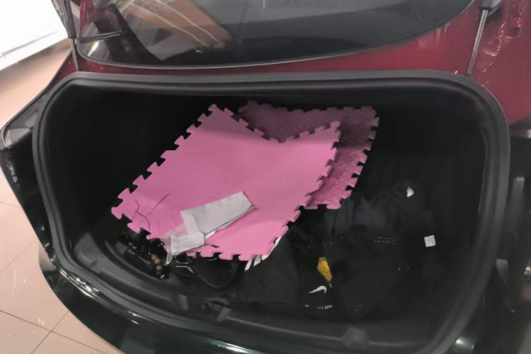 Used Tesla Model 3 2019 Performance High-Performance All-Wheel-Drive Version Trunk