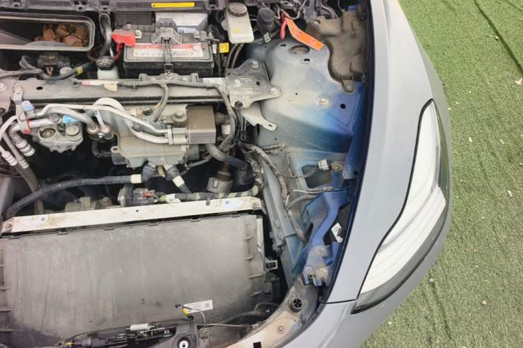 Used Tesla Model 3 2019 Standard Range Rear-Drive Upgraded Version Engine Bay Left