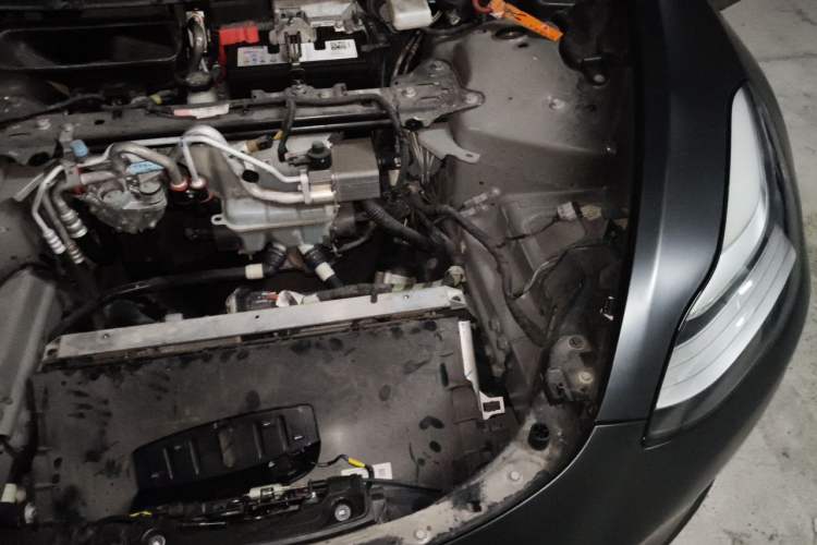 Used Tesla Model 3 2019 Standard Range Rear-Drive Upgraded Version Engine Bay Left
