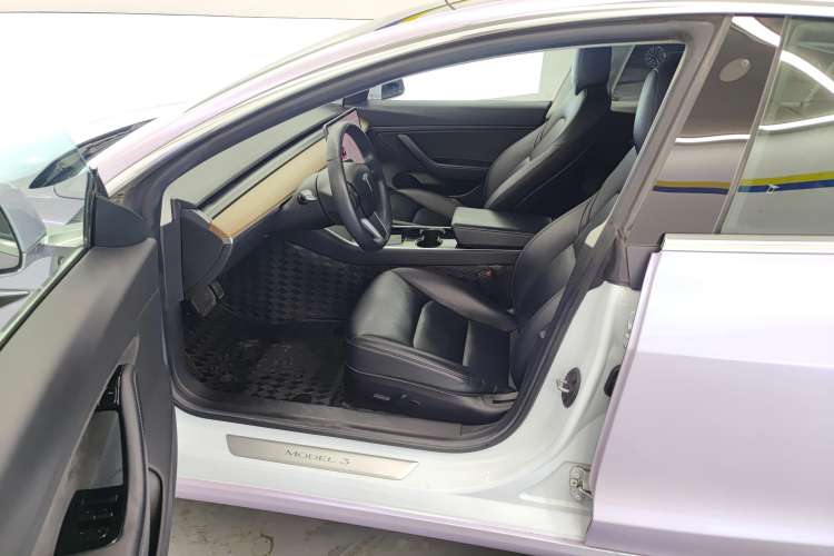 Used Tesla Model 3 2019 Standard Range Rear-Wheel Drive Upgraded Version (60 kWh) Left Front Seat