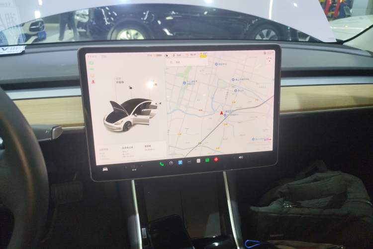 Used Tesla Model 3 2019 Standard Range Rear-Wheel Drive Upgraded Version (60 kWh) Audio And AC Panel