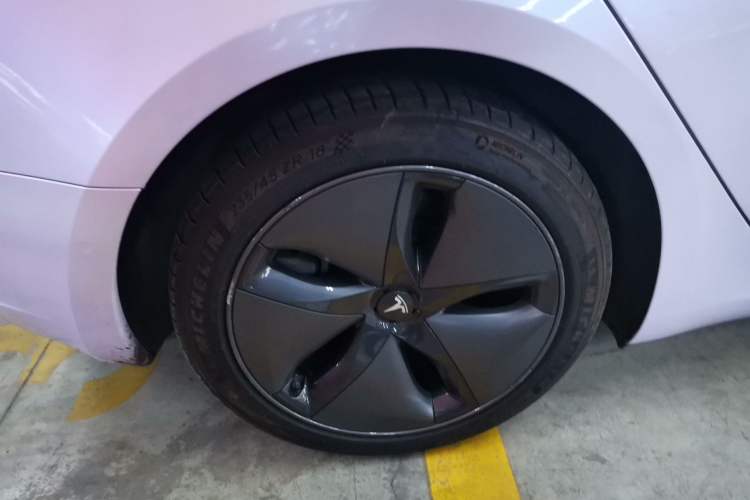 Used Tesla Model 3 2019 Standard Range Rear-Wheel Drive Upgraded Version (60 kWh) Exterior 8