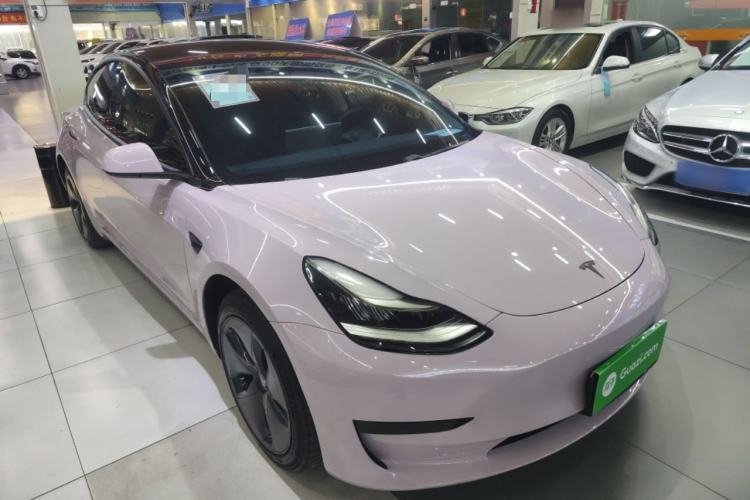Used Tesla Model 3 2019 Standard Range Rear-Wheel Drive Upgraded Version (60 kWh) Front Right 45 Deg