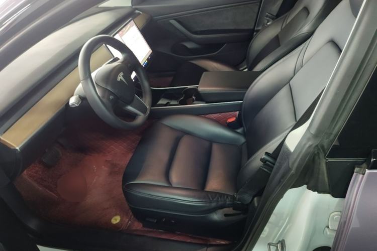 Used Tesla Model 3 2019 Long-Range All-Wheel-Drive Version Left Front Seat
