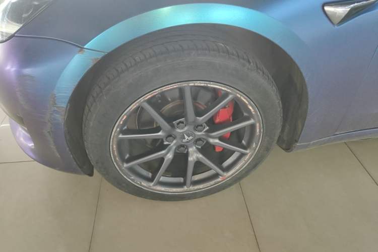 Used Tesla Model 3 2019 Standard Range Rear-Drive Upgraded Version Left Front Wheel Hub