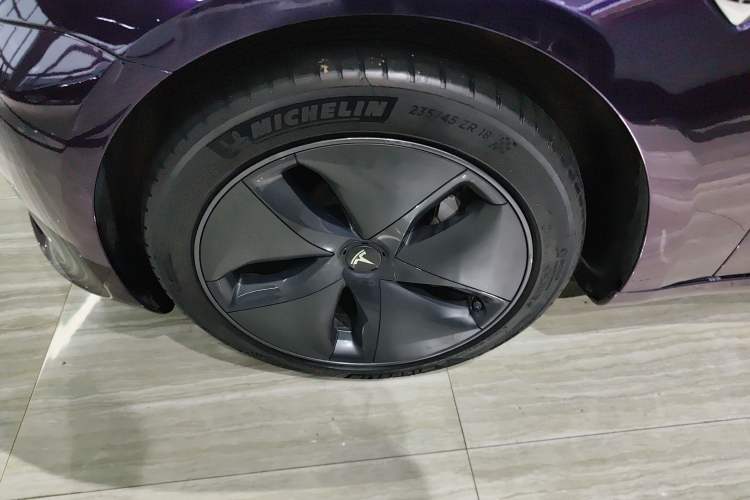 Used Tesla Model 3 2019 Standard Range Rear-Drive Upgraded Version Left Front Wheel Hub