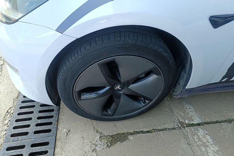 Used Tesla Model 3 2019 Long-Range Rear-Wheel-Drive Version Left Front Wheel Hub