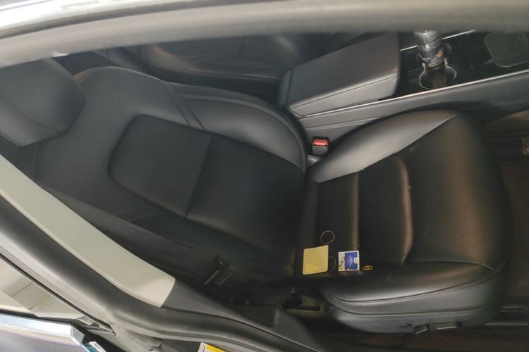 Used Tesla Model 3 2019 Standard Range Rear-Drive Upgraded Version Right Front Seat