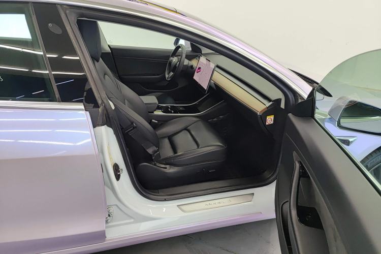 Used Tesla Model 3 2019 Standard Range Rear-Wheel Drive Upgraded Version (60 kWh) Right Front Seat
