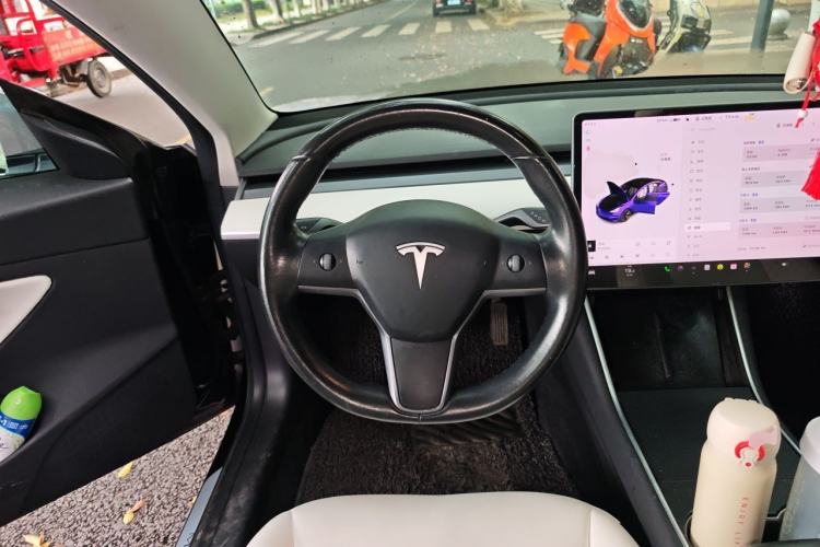 Used Tesla Model 3 2019 Long-Range Rear-Wheel-Drive Version Steering Wheel
