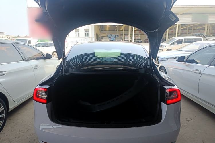 Used Tesla Model 3 2019 Long-Range Rear-Wheel-Drive Version Trunk