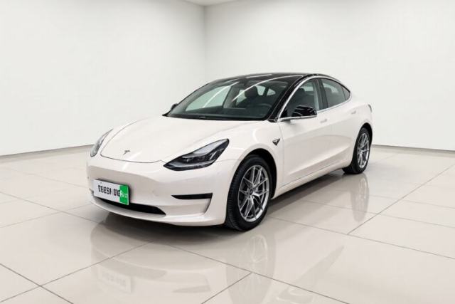 Tesla Model 3 2019 Standard Range Rear-Drive Upgraded Version مستعملة
