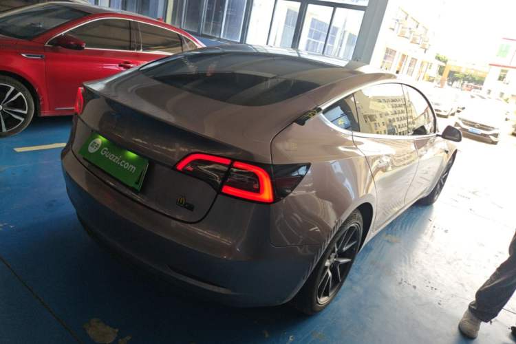 Used Tesla Model 3 2019 Standard Range Rear-Drive Upgraded Version Rear Right 45 Deg