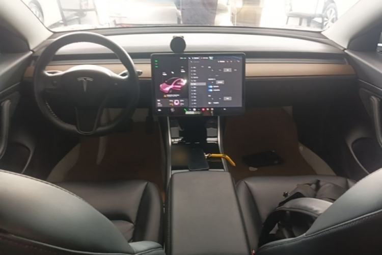Used Tesla Model 3 2019 Standard Range Rear-Drive Upgraded Version Center Console