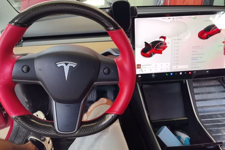 Used Tesla Model 3 2019 Long-Range Rear-Wheel-Drive Version Center Console