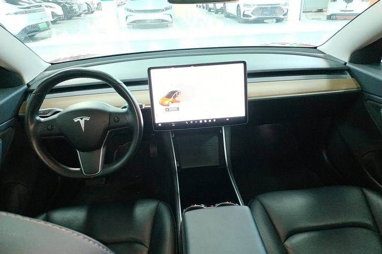 Used Tesla Model 3 2019 Long-Range Rear-Wheel-Drive Version Center Console