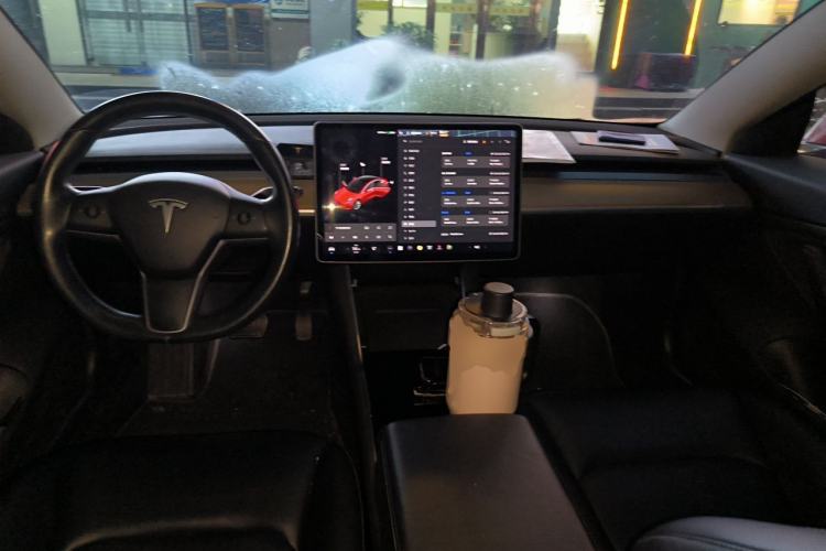 Used Tesla Model 3 2019 Long-Range Rear-Wheel-Drive Version Center Console