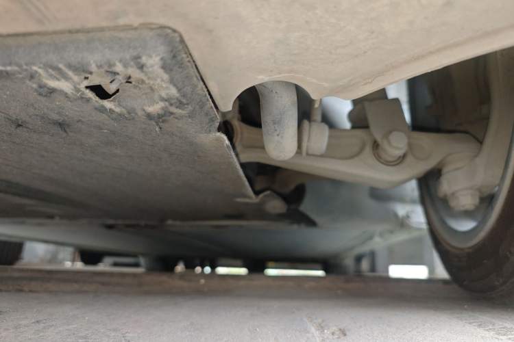 Used Tesla Model 3 2019 Standard Range Rear-Drive Upgraded Version Chassis Front Left
