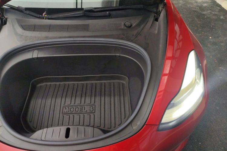 Used Tesla Model 3 2019 Long-Range Rear-Wheel-Drive Version Engine Bay Left