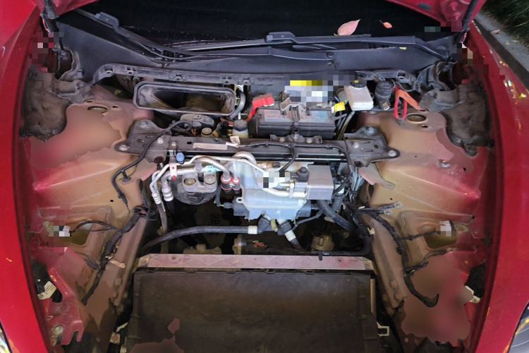 Used Tesla Model 3 2019 Long-Range Rear-Wheel-Drive Version Engine Bay
