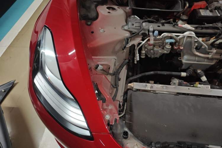 Used Tesla Model 3 2019 Standard Range Rear-Drive Upgraded Version Engine Bay Right
