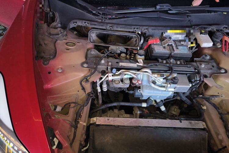 Used Tesla Model 3 2019 Long-Range Rear-Wheel-Drive Version Engine Bay Right