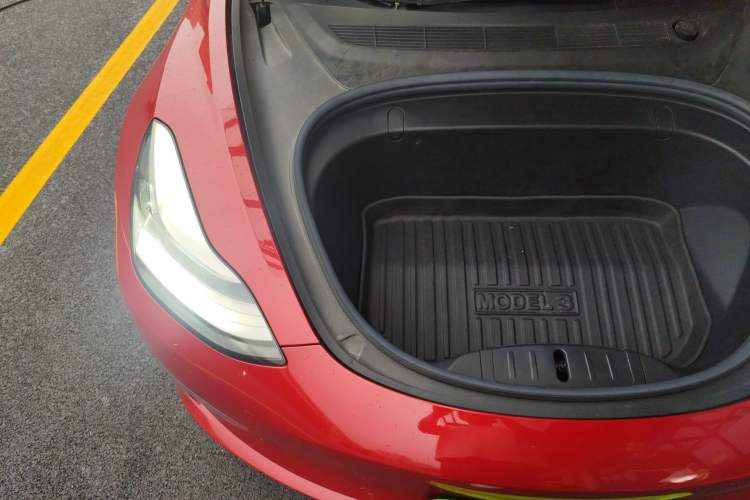 Used Tesla Model 3 2019 Long-Range Rear-Wheel-Drive Version Engine Bay Right