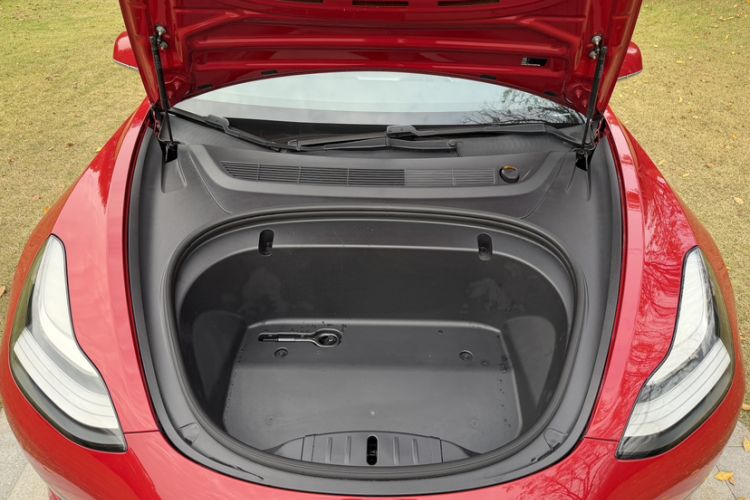 Used Tesla Model 3 2019 Long-Range All-Wheel-Drive Version Engine Bay