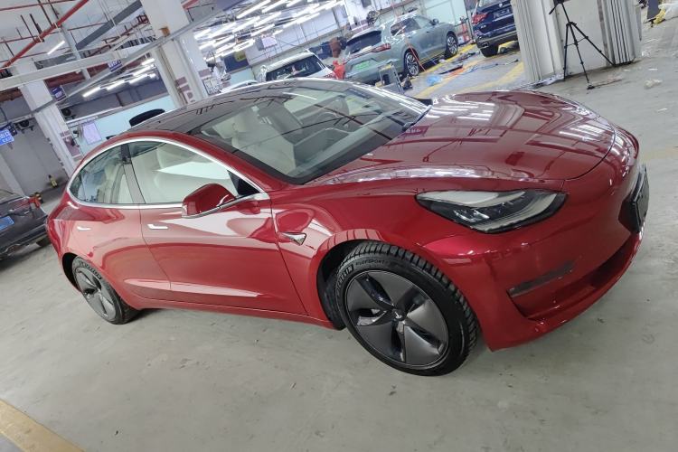Used Tesla Model 3 2019 Long-Range Rear-Wheel-Drive Version Exterior 2