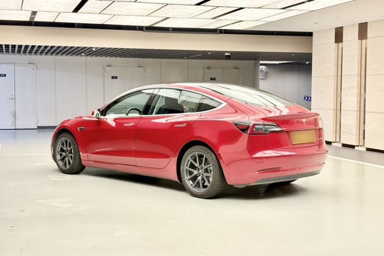 Used Tesla Model 3 2019 Long-Range All-Wheel-Drive Version Exterior 3