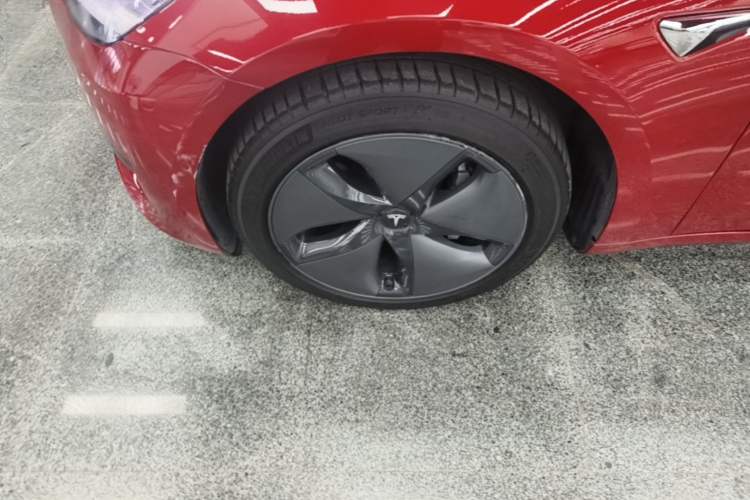 Used Tesla Model 3 2019 Standard Range Rear-Wheel Drive Upgraded Version (60 kWh) Exterior 4