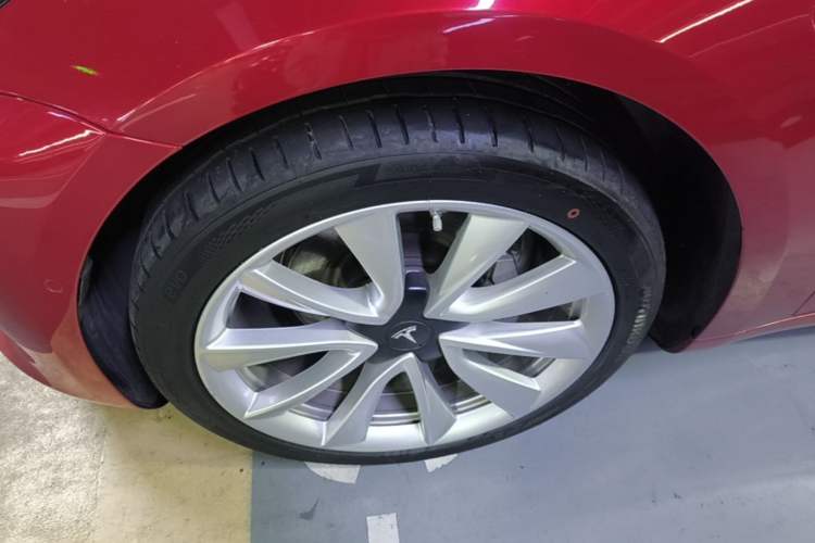 Used Tesla Model 3 2019 Standard Range Rear-Drive Upgraded Version Exterior 4