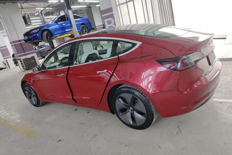 Used Tesla Model 3 2019 Long-Range Rear-Wheel-Drive Version Exterior 5