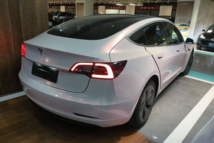 Used Tesla Model 3 2019 Long-Range Rear-Wheel-Drive Version Exterior 6