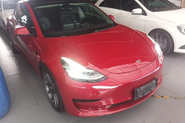 Used Tesla Model 3 2019 Standard Range Rear-Drive Upgraded Version Front Right 45 Deg