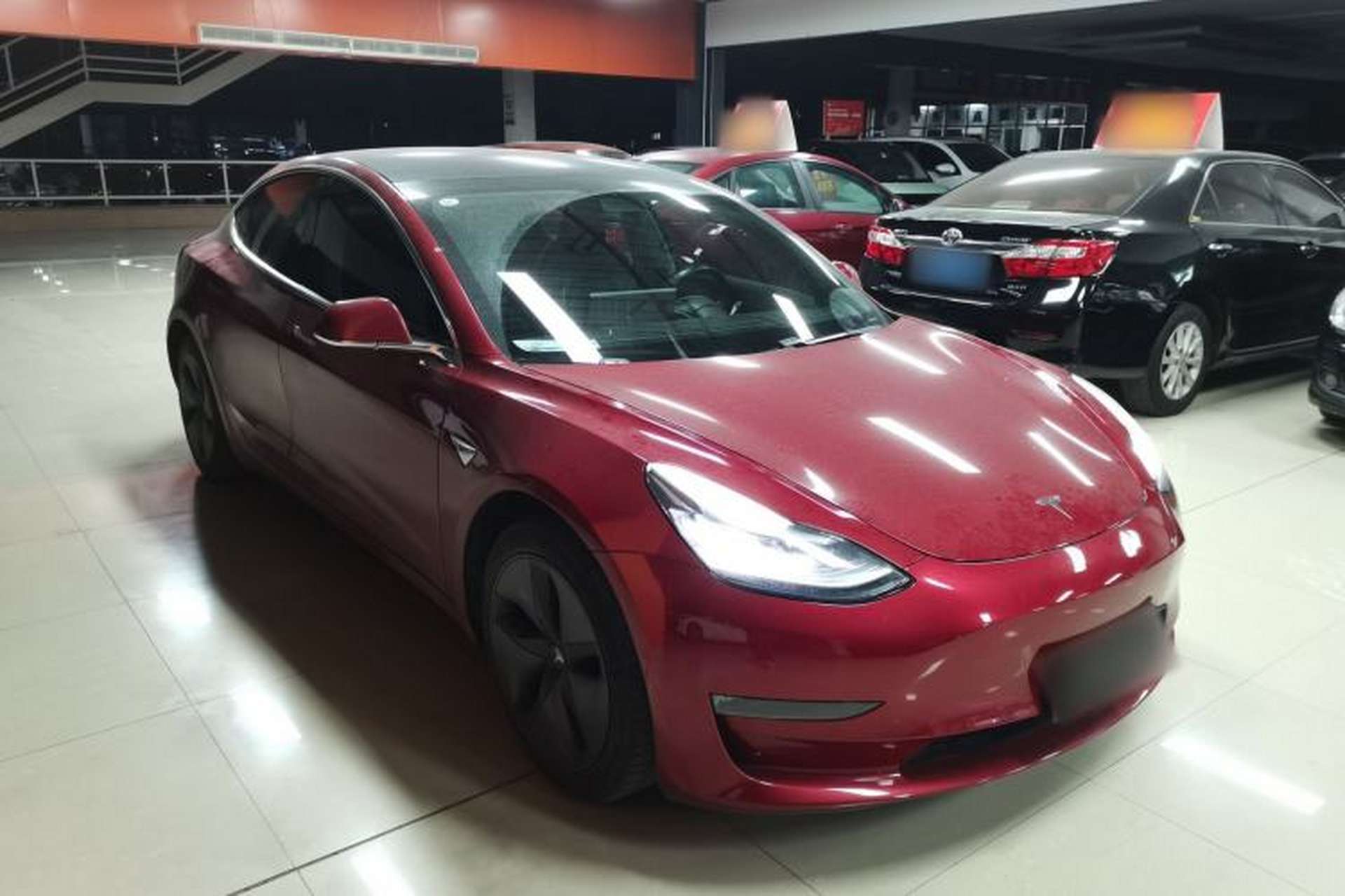 Used Tesla Model 3 2019 Long-Range All-Wheel-Drive Version Front Right 45 Deg