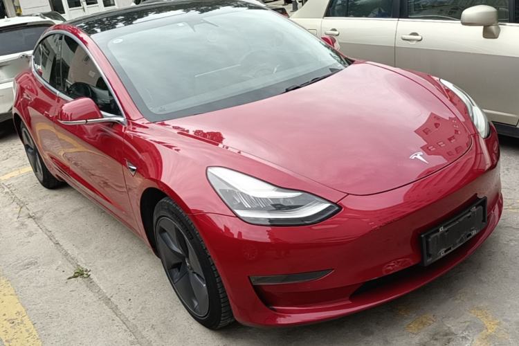 Used Tesla Model 3 2019 Long-Range All-Wheel-Drive Version Front Right 45 Deg
