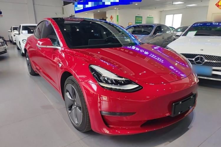 Used Tesla Model 3 2019 Long-Range All-Wheel-Drive Version Front Right 45 Deg